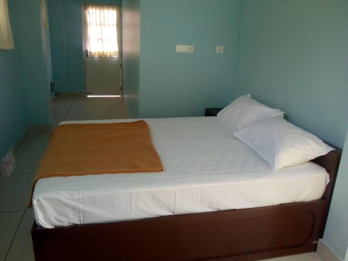 Zamaraya Bed & Breakfast Angamali Exterior photo