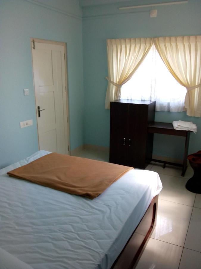 Zamaraya Bed & Breakfast Angamali Exterior photo